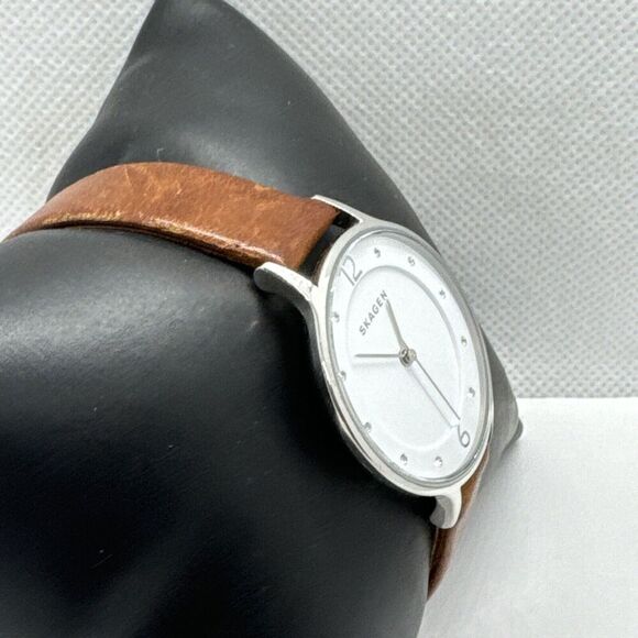 Skagen Anita SKW2399 Women\'s Brown Leather Analog Silver Dial Wrist Watch JNA538 main image 11